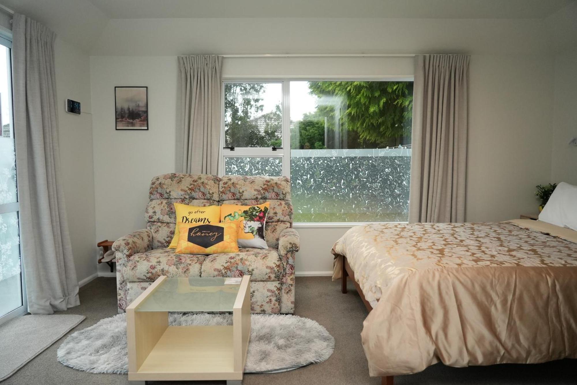Cozy And Sunny Room Near City To Seapath Christchurch Rom bilde